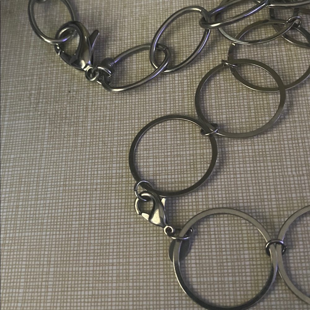 Chic Gold and Silver Necklace/ Cross Pendant 5 layering necklaces free earrings - Picture 8 of 10
